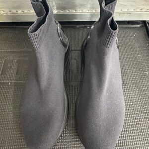 Salvatore Ferragamo Black Knit Sneakers *worn once*